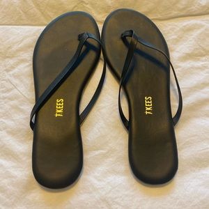 TKEES Flip Flops - Black & Brand New